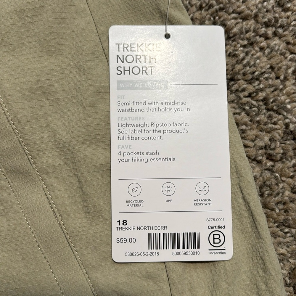 Athleta Trekkie North Short size 18 NWT - Picture 3 of 4